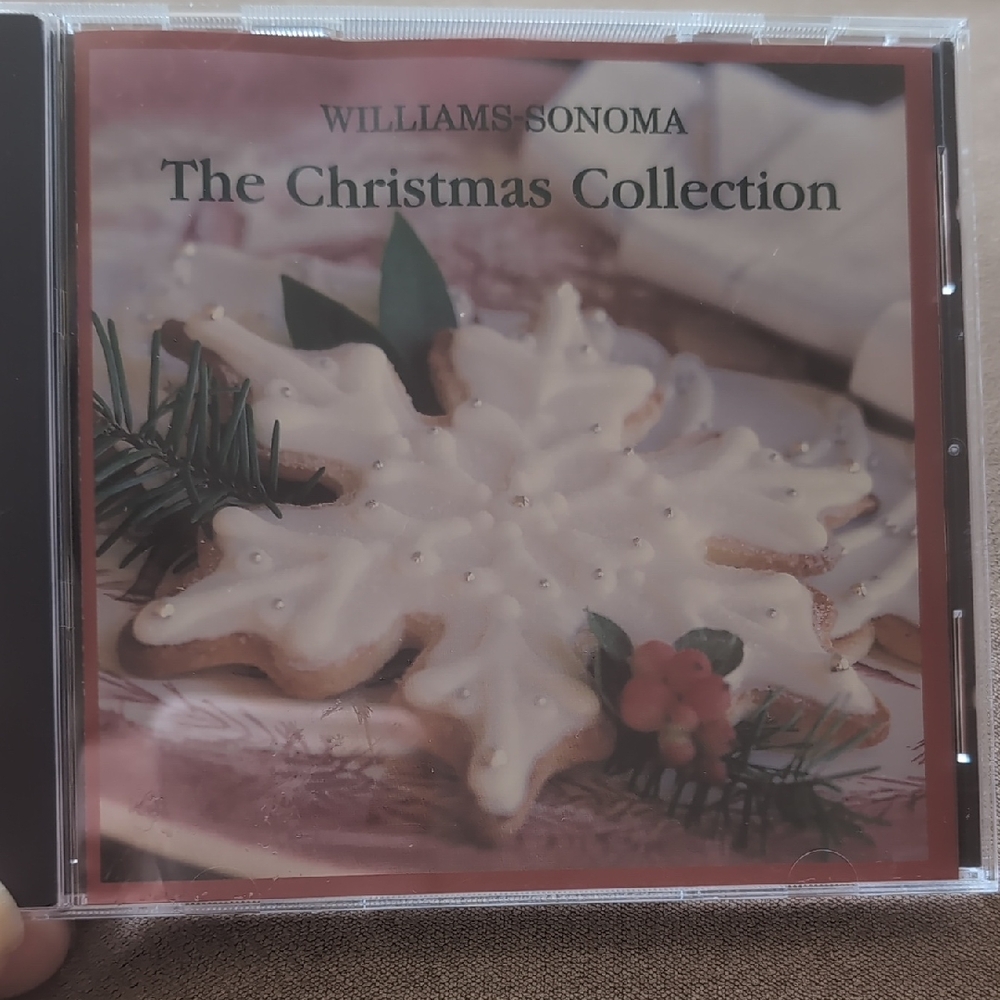 Williams Sonoma Christmas Collection CD with Festive Snowflake Design